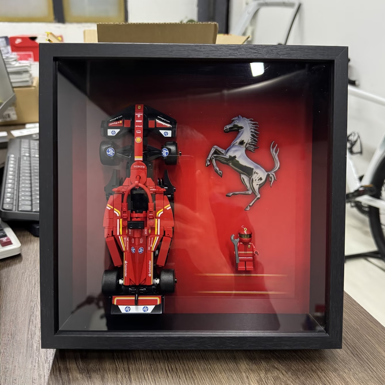 Victor Racket Jetspeed - Display-Wandtafel geeignet für LEGO 77242 Speed